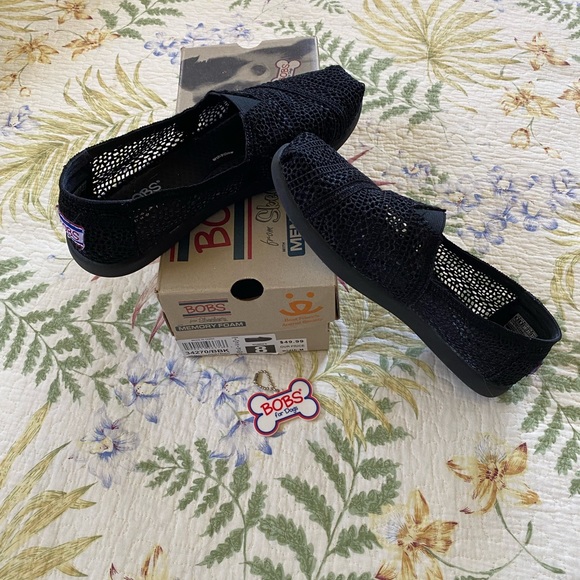 Black Crochet Bobs - Picture 3 of 10